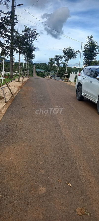 CHÍNH CHỦ THANH LÝ GẤP CĂN HOMESTAY TẠI DI LINH, SỔ SẴN, DT300M2/768TR