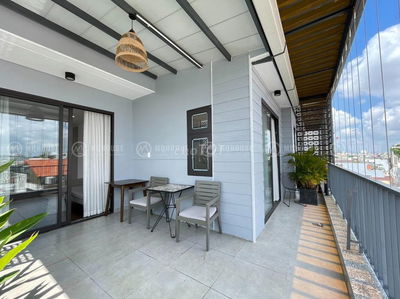 Căn hộ Cao Cấp 2PN Gần CV Hoàng Văn Thụ Bao Phí dịch vụ chỉ tính điện