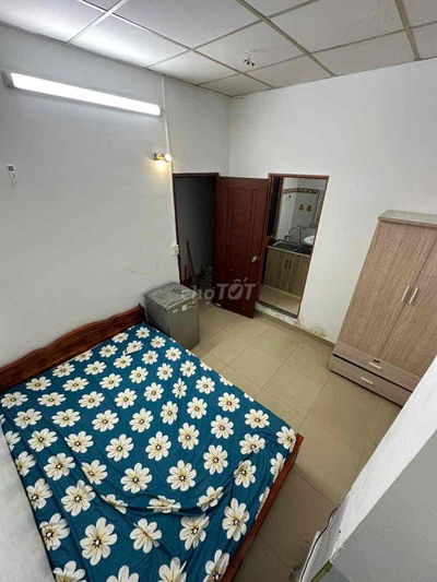 PHÒNG TRỌ BÌNH DÂN FULL NỘI THẤT SẠCH SẼ KHÔNG CHUNG CHỦ Ở KHU TÊN LỬA