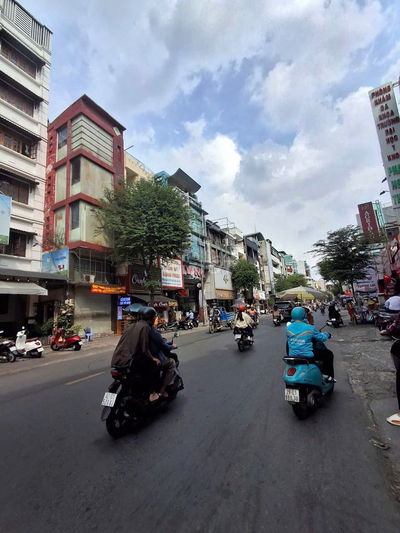 CC Bán nhà Mặt Tiền 181 Nhật Tảo, P8,Q10. DT: 3x12.8m. 5 Tầng. 10 tỷ 5