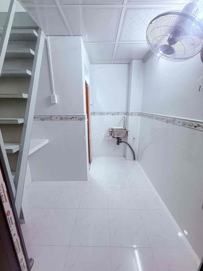 BÁN GẤP NHÀ 3 TẦNG LÔ GÓC - PHẠM PHÚ THỨ Q6 - SHR - NHỈNH 1 TỶ