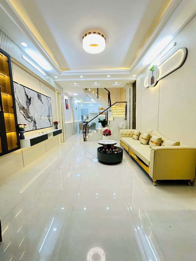 4x16m 3 tầng đường xe hơi kế Phú Mỹ Hưng quận 7 6.95 tỷ
