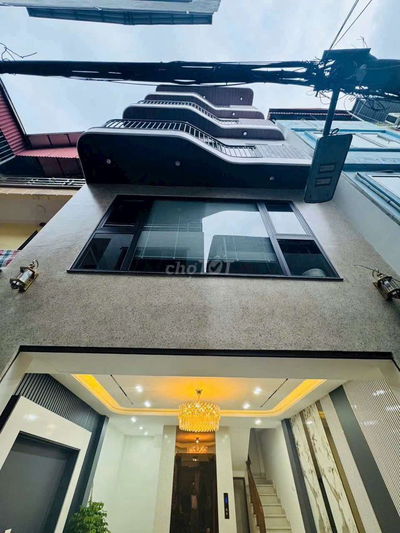 BÁN NHÀ 6 TẦNG 45M² GẦN CỔ LINH, LONG BIÊN THANG MÁY FULL NỘI THẤT XỊN
