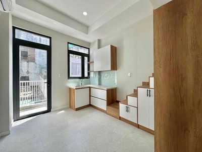 SIÊU PHẨM DẠNG DUPLEX MỚI 100% - THANG MÁY - NHÀ XE, GẦN VẠN HẠNH MALL
