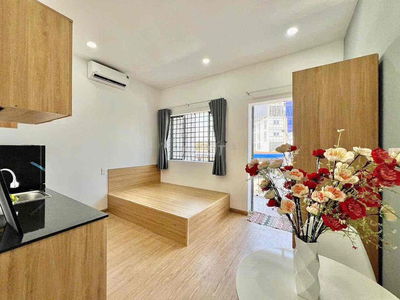 STUDIO BAN CÔNG FULL NỘI THẤT GẦN NGÃ TƯ BẢY HIỀN - CMT8