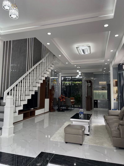 Nhà Xuân Đỉnh - Bắc Từ Liêm oto đỗ sân, 82m2; MT 5,2m; giá 12x tỷ