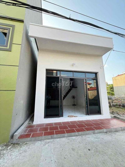 BÁN ĐẤT TẶNG NHÀ C4 Ơ NGAY-DT5OM- OTO ĐỖ CỬA- Tổ 9 TT QUANG MINH- HN