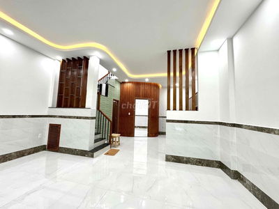 CHÍNH CHỦ CHO THUÊ NHÀ NGUYÊN CĂN TÂN BÌNH 4 PHÒNG NGỦ - NHÀ MỚI 100%