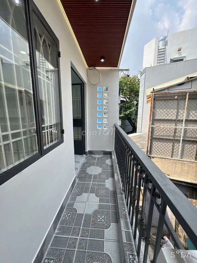 Bán nhà đúc thật ,đẹp lonh lanh gần lê đại hành Quận 11