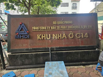 Bán gấp Chung cư C14 BQP - Lô góc - 2 Ngủ - 2 Wc - Chỉ - 5.2 tỷ