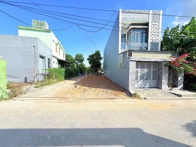 BÁN ĐẤT NGAY BỆNH VIỆN XUYÊN Á,  DT 240m², ( 8 × 30 ) FULL THỔ CƯ, SHR