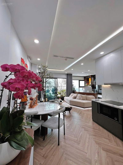 Chính chủ bán 2CH: 2pn-55m-4 tỷ, 2PN 64m 4.5 tỷ Vinhomes Smart City