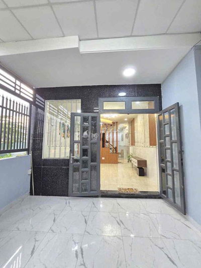 NHÀ MỚI 4x16m MÃ LÒ SỔ HỒNG RIÊNG