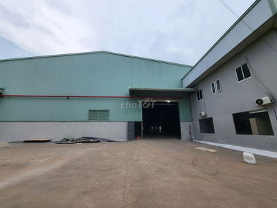 Cho Thuê 2700m² Xưởng Cụm Sản Xuất Tân Uyên ,PCCC Tự Động ,G.tờ Đầy Đủ