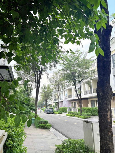 NHÀ NGUYÊN CĂN MEROSA PHÚ HỮU | 5PN FULL NT | 5x15 | TRỆT 2 LẦU 1 TUM