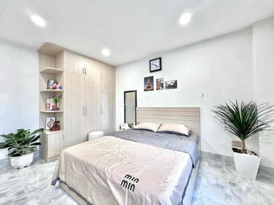 Cho thuê Căn Hộ Cao Cấp Full Nội Thất Ngay Trung Tâm BTH Có Thang Máy