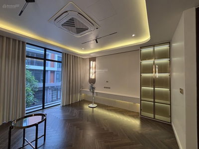 Bán Nhà chính chủ Full Nội Thất Châu Âu 100% - Đông Nam 85m2 - Đi bộ Grand World, Công Viên nước.