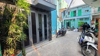 Cho thuê nhà nguyên căn hẻm Tân Hoà Đông Q.6