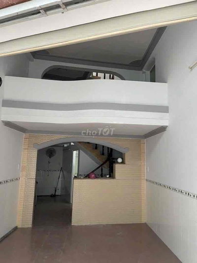 Nhà ngay chợ Tân Bình 3 Phòng ngủ - 1 Lững + 1 Lầu nhà đẹp