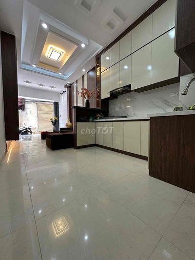 Chính chủ cần bán nhà đẹp ba đình,nhà mới,ngõ nông,gần phố,ở ngay