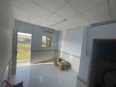 Cho thuê phòng máy lạnh 2,2tr, gò vấp
