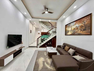 Nhà 3 tầng bán gấp – hẻm ô tô tránh 5m – gần Lò Lu Q9 – 5.39 tỷ TL