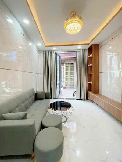 HOÀNG DIỆU QUẬN 4 - 4 TẦNG MỚI ĐẸP Ở NGAY - TẶNG NỘI THẤT - SD 80M2 -