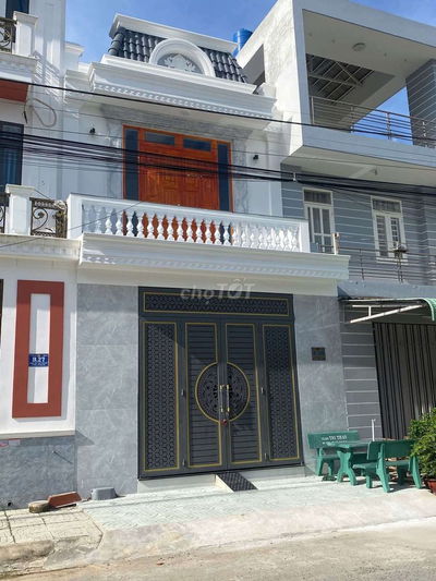 Bán nhà mới đẹp