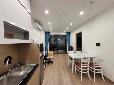 Cho thuê căn hộ 2PN2VS đẹp đủ đồ khu Sakura Vinhomes Smart City