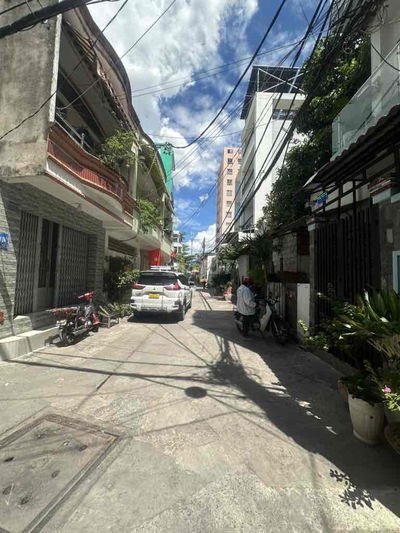 Bán nhà nhỏ quận 6, ngay trung tâm