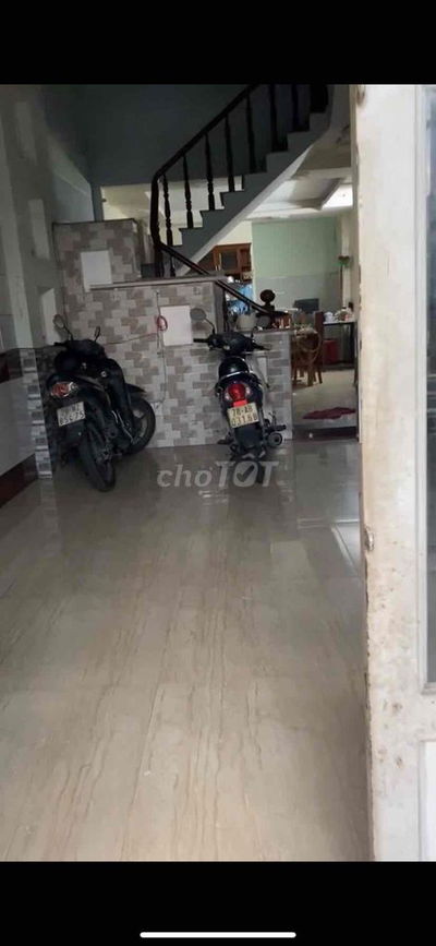 Thuê phòng trọ 25m2 gần CV phần mềm Quang Trung
