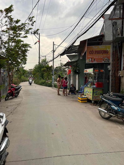kẹt tiền bán gấp đất lê thị dung 4x16