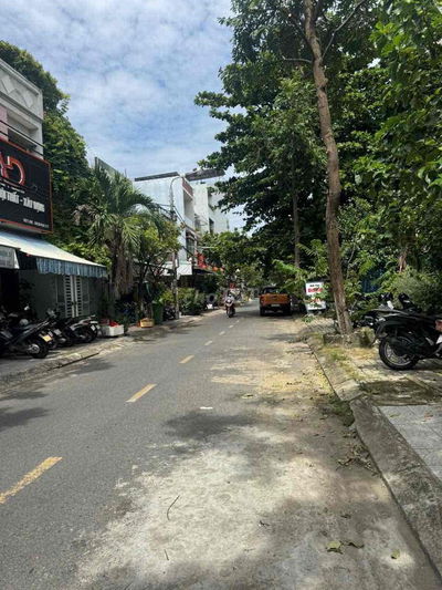CẦN BÁN NHÀ CẤP 4 GÁC LỬNG ĐƯỜNG NGUYỄN KHÁNH TOÀN GIÁ 7TY3