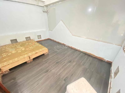 Cho thuê phòng trọ giá rẻ diện tích lên tới 22m2 quận LONG BIÊN