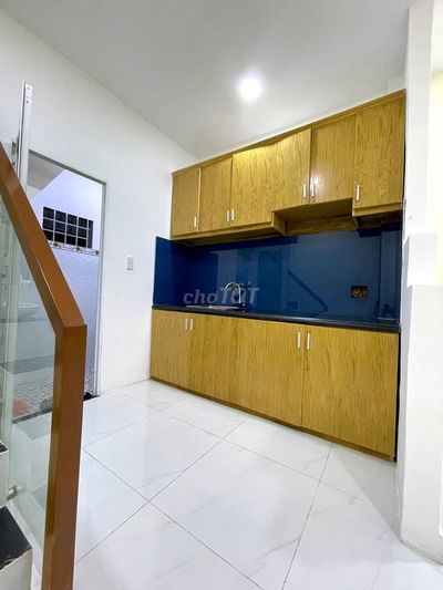 NHÀ MINI HÀNG HIẾM P.12 GÒ VẤP - SỔ VUÔNG VỨC ĐÚC BẾ TÔNG CỐT THÉP