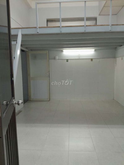 Còn 1 phòng tại 139 lý thuòng kiệt