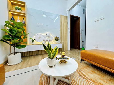 Đống Đa - Pháo Đài Láng- Láng, Thang máy, Ngõ thông - 35m2- 5T- 8,2 TỈ