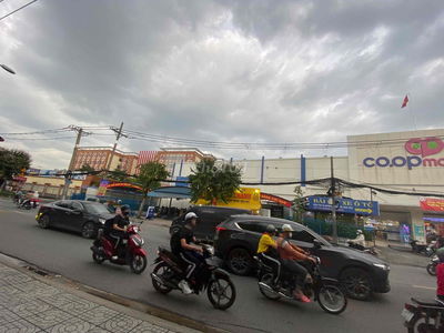 MT Nguyễn Ảnh Thủ 4x40m Trệt Lửng ngay copmart , trường đại học