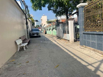 🔥 Nhà 3 tầng xây full đất. như nhà 65m². Full nội thất nhập khẩu.