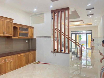 CHỦ CẦN TIỀN BÁN GẤP NHÀ GIÁ NGỢP NGAY KDC HIỆP THÀNH - TDM - DB