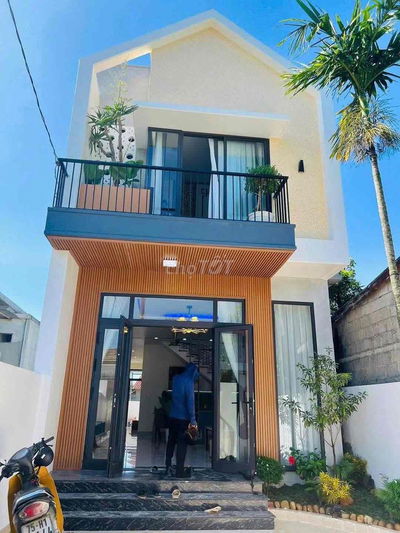 NHÀ LẦU MỚI XÂY CHỈ 700tr - GẦN TRẠM THU PHÍ BỬU LONG - TẶNG NỘI THẤT