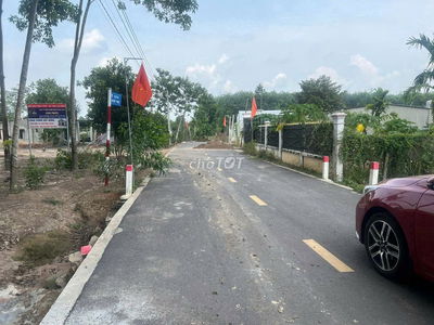Cần ra hàng gấp lô đất ở mặt tiền đường DH504