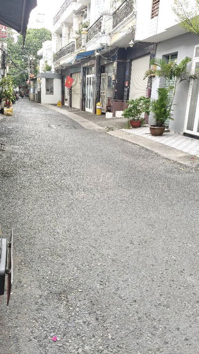 XE HƠI CẤT NHÀ - 4 TẦNG BTCT - 50M2 - HOÀNG HOA THÁM - NHỈNH 9,5TY