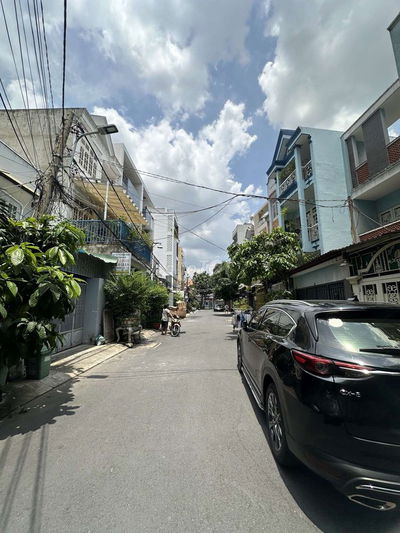 Gần Mặt tiền, Hẻm Ô Tô, 95m2, 2 Lầu, 3PN, Dương Quảng Hàm, Q. Gò Vấp