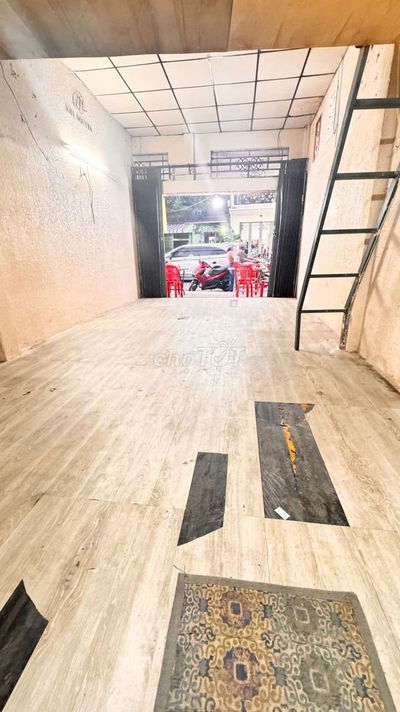 Mbkd 4×9 có gác lửng có chỗ ở lại có wc, vị trí Mt Lê Đình Cẩn khu kd