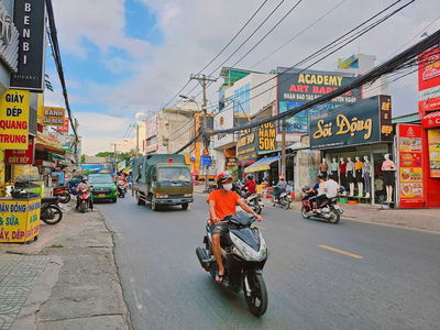 MẶT TIỀN KINH DOANH LÊ VĂN VIỆT 5X30M GIÁ 26 TỶ TL