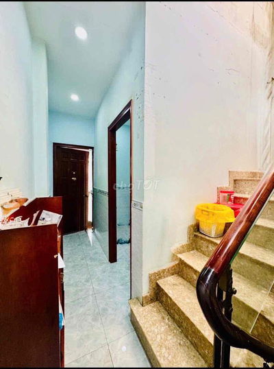 Cực Rẻ Gần MT Sư Vạn Hạnh Quận 5 31.5m2 3 Tầng Chỉ 4 Tỷ 8