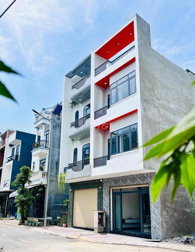 Nhà 3 Lầu ngang 4,7m có sân thượng 3tỷ850 thương lượng
