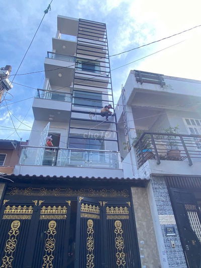 Bán gấp Căn Hộ Dịch Vụ 9phòng. 6m Đường Lê Cảnh Tuân- Khu chợ Vãi