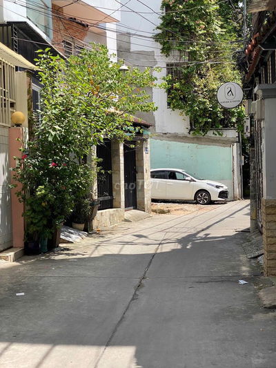 BÁN NHÀ HẺM XE HƠI THÀNH THÁI, QUẬN 10 — VỊ TRÍ ĐẮC ĐỊA, SINH LỜI CAO!
